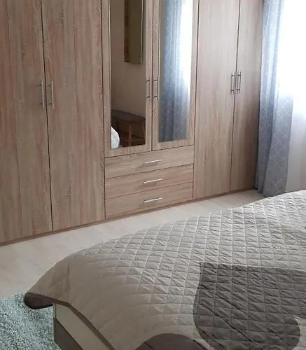 Pfoetchen Apartament *